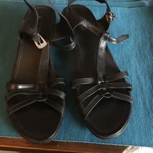 Black Ecco Leather wedge heeled sandals size40